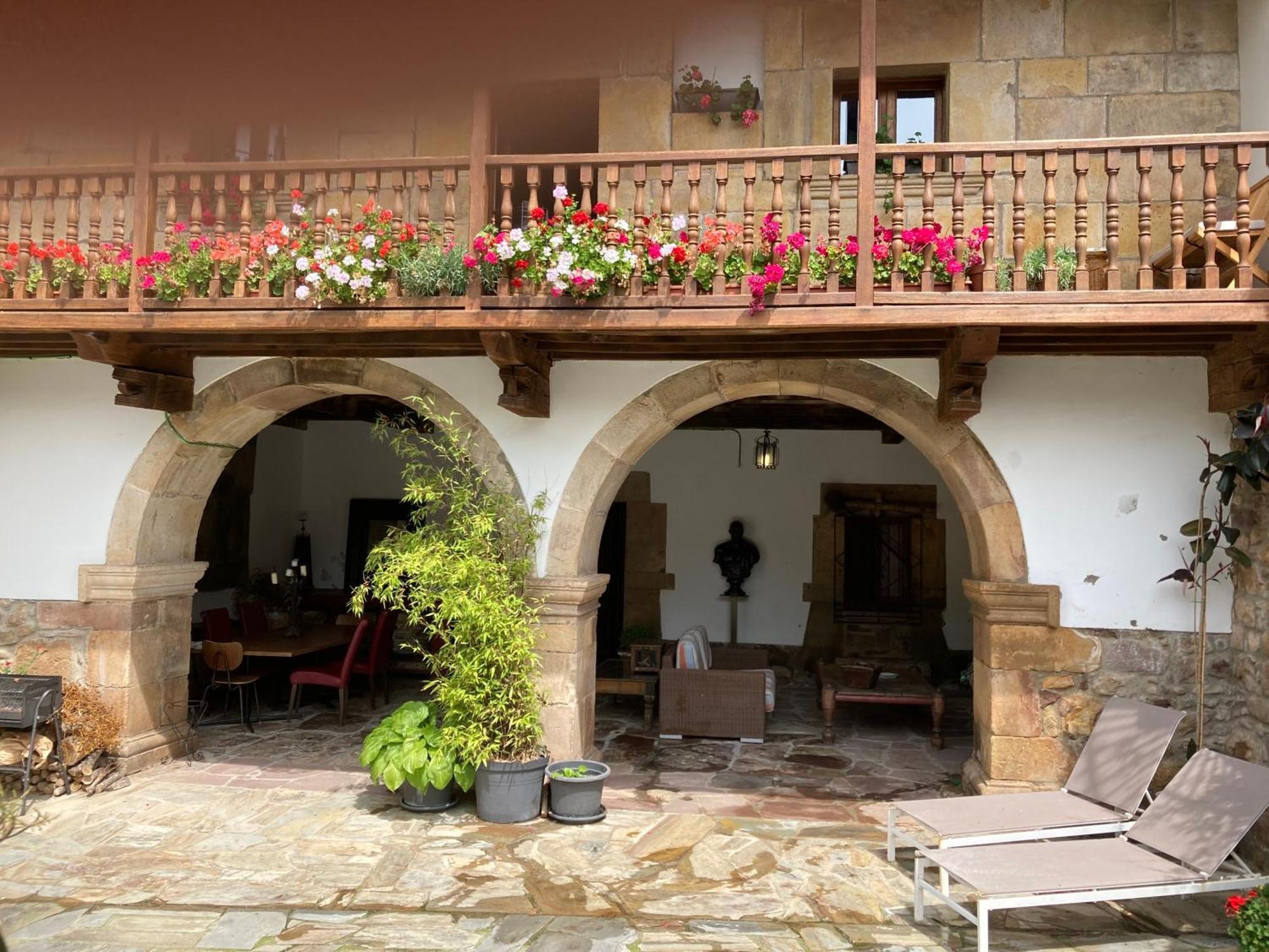 La Valuisilla, Hotel Rural Cicera Zewnętrze zdjęcie
